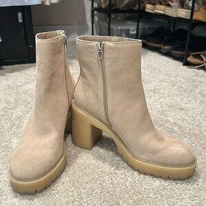 Dolce Vita tan fall boots